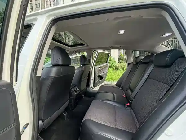 Honda Jade 2017