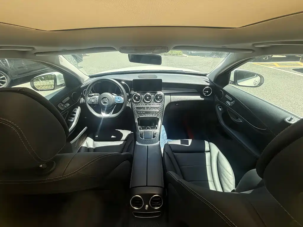 Mercedes-Benz C-Class 2020 — фото 9