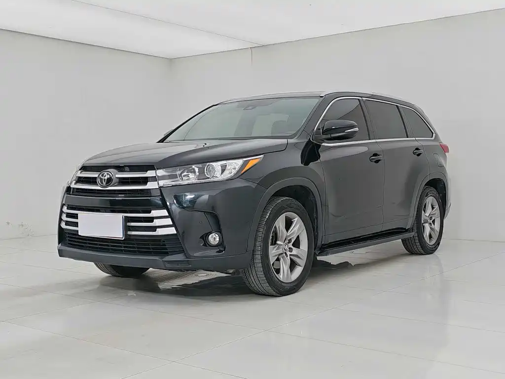 Toyota Highlander 2020 — фото 1