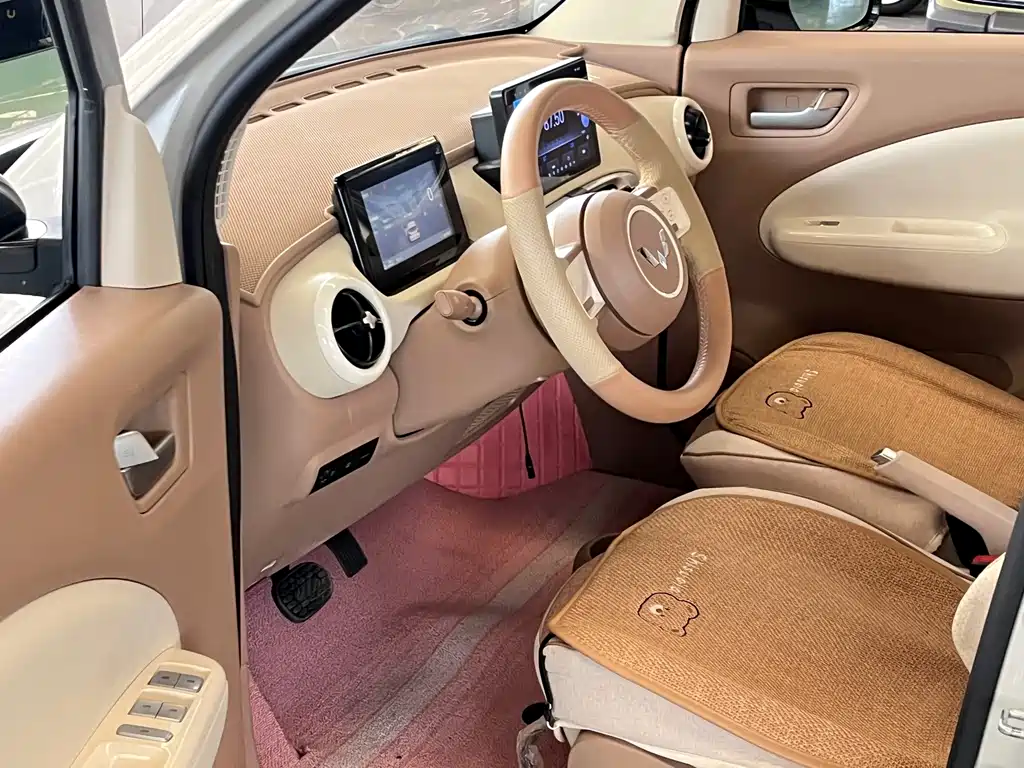 Wuling Hongguang MINIEV 2025