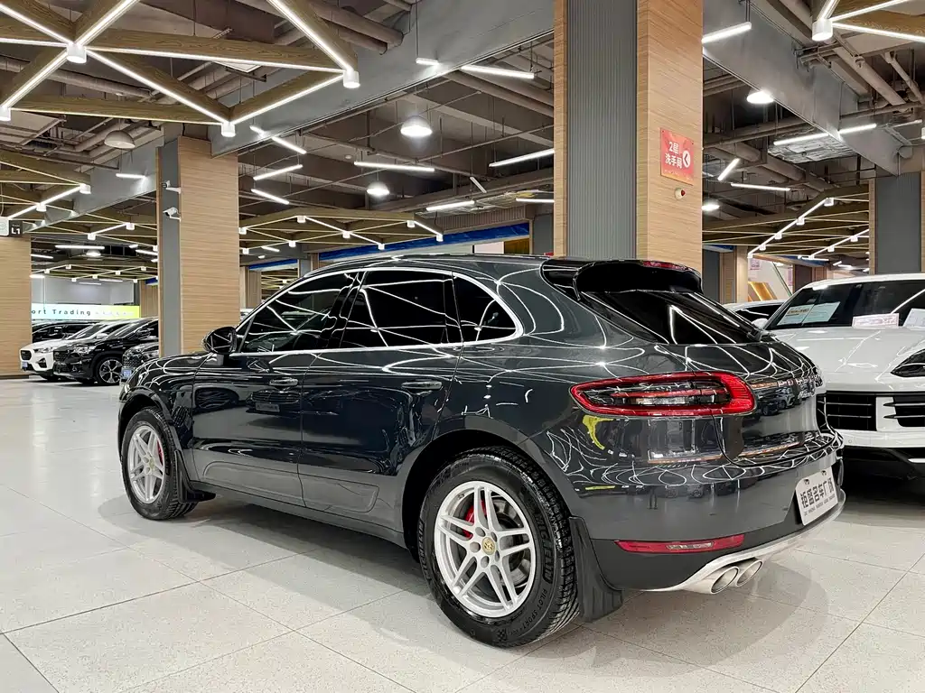 Porsche Macan 2018