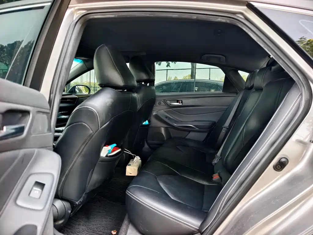 Toyota Avalon 2020