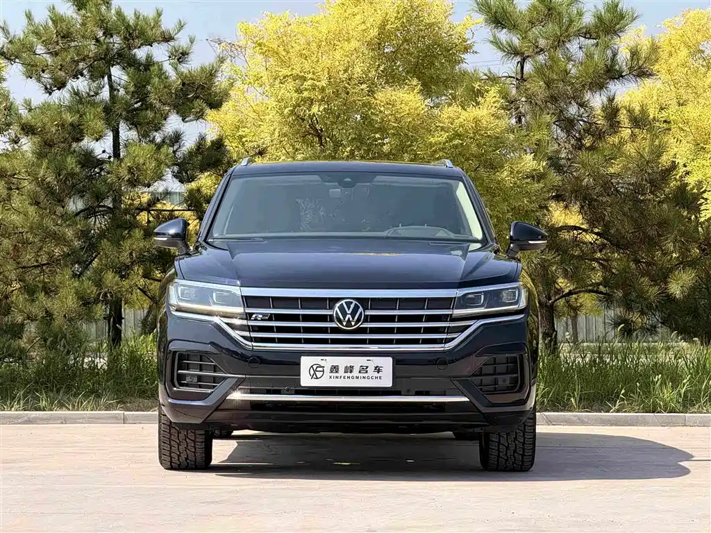 Volkswagen Touareg 2021 — фото 2