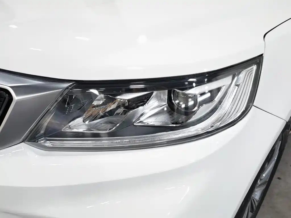 Geely Vision X6 2020