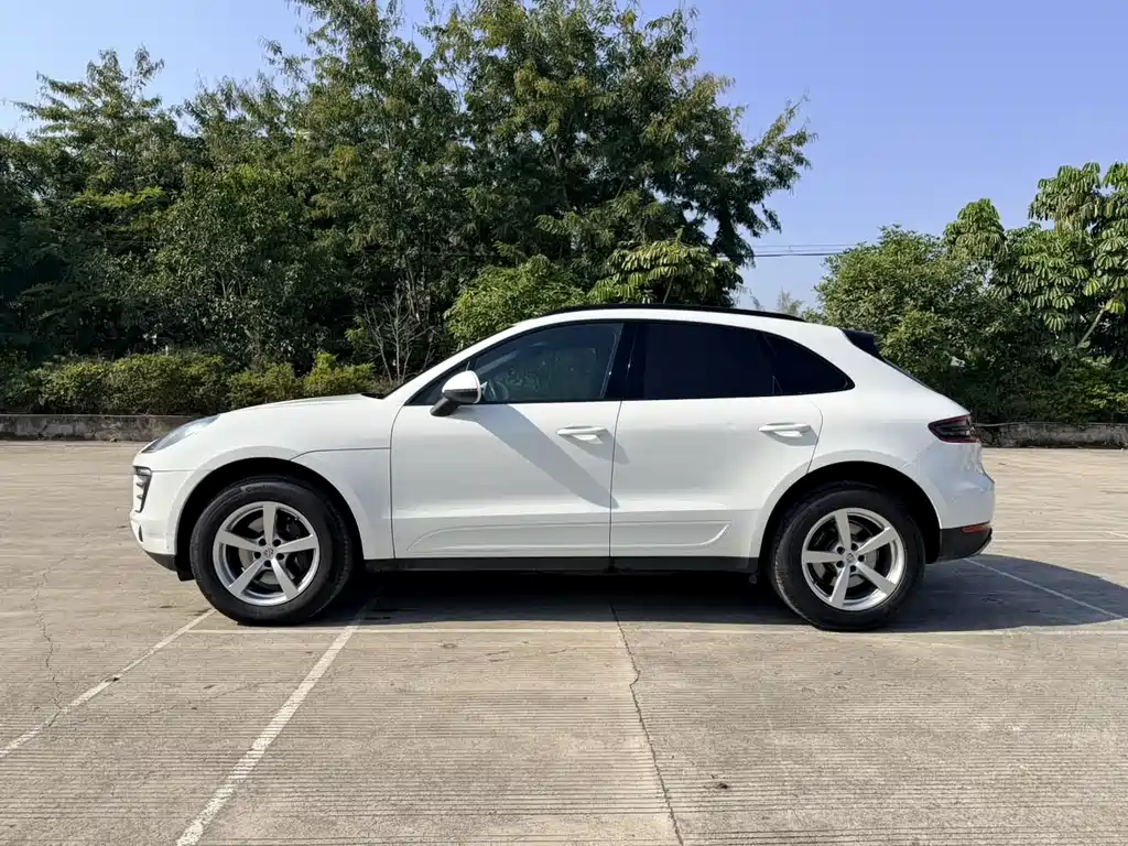 Porsche Macan 2017 — фото 4