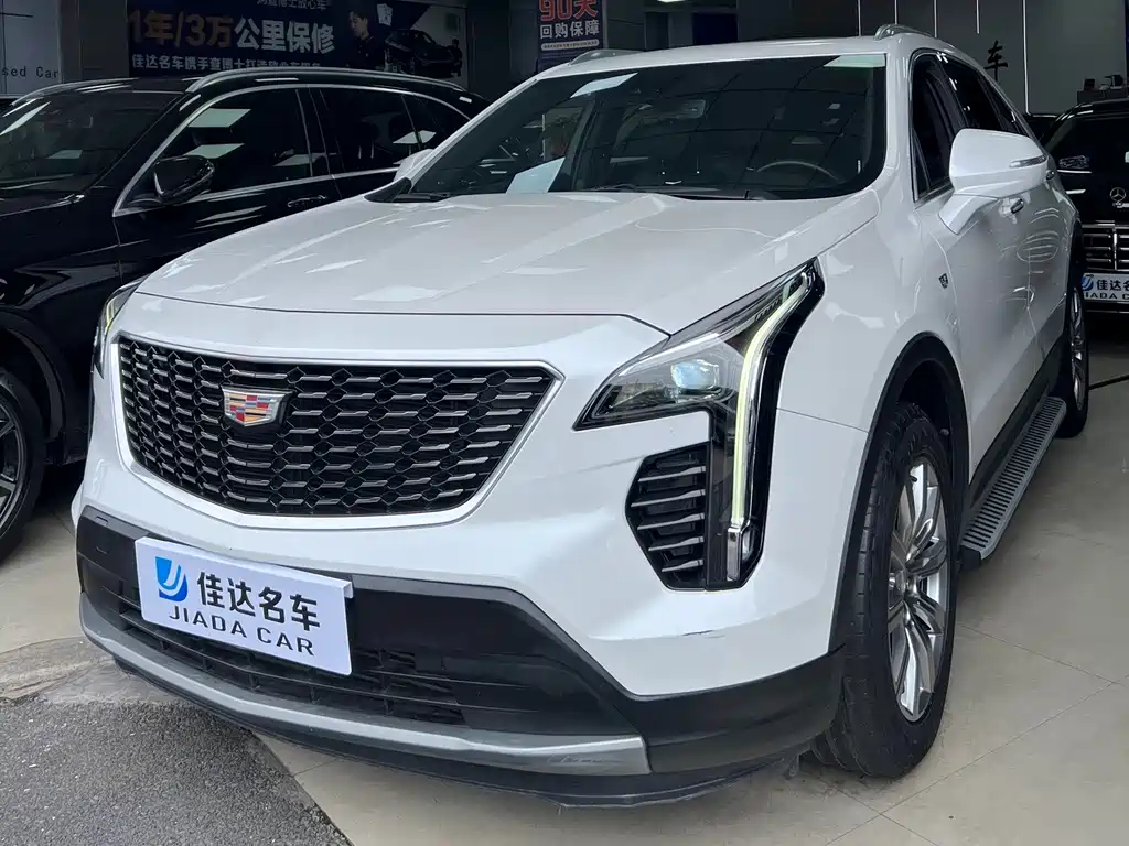 Cadillac XT4 2023 — фото 1