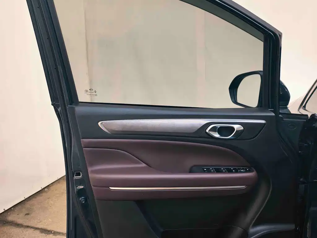 GAC Trumpchi M6 2022 — фото 27