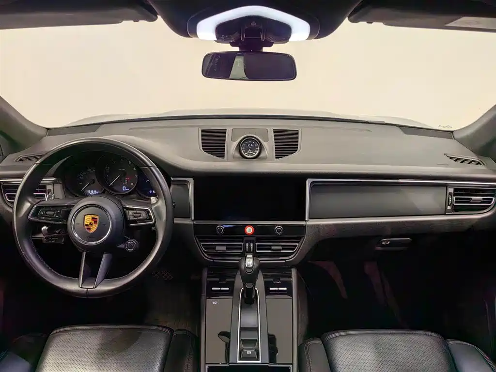 Porsche Macan 2022 — фото 10