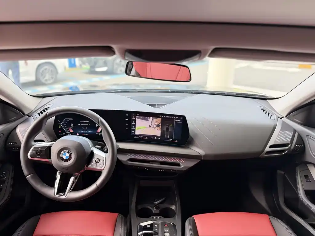 BMW 2 Series 2025 — фото 10