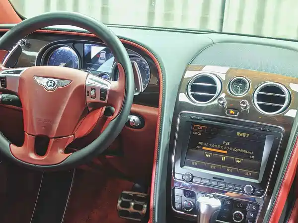 Bentley Flying Spur 2018