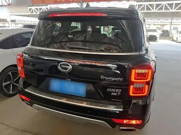 GAC Trumpchi GS8 2017
