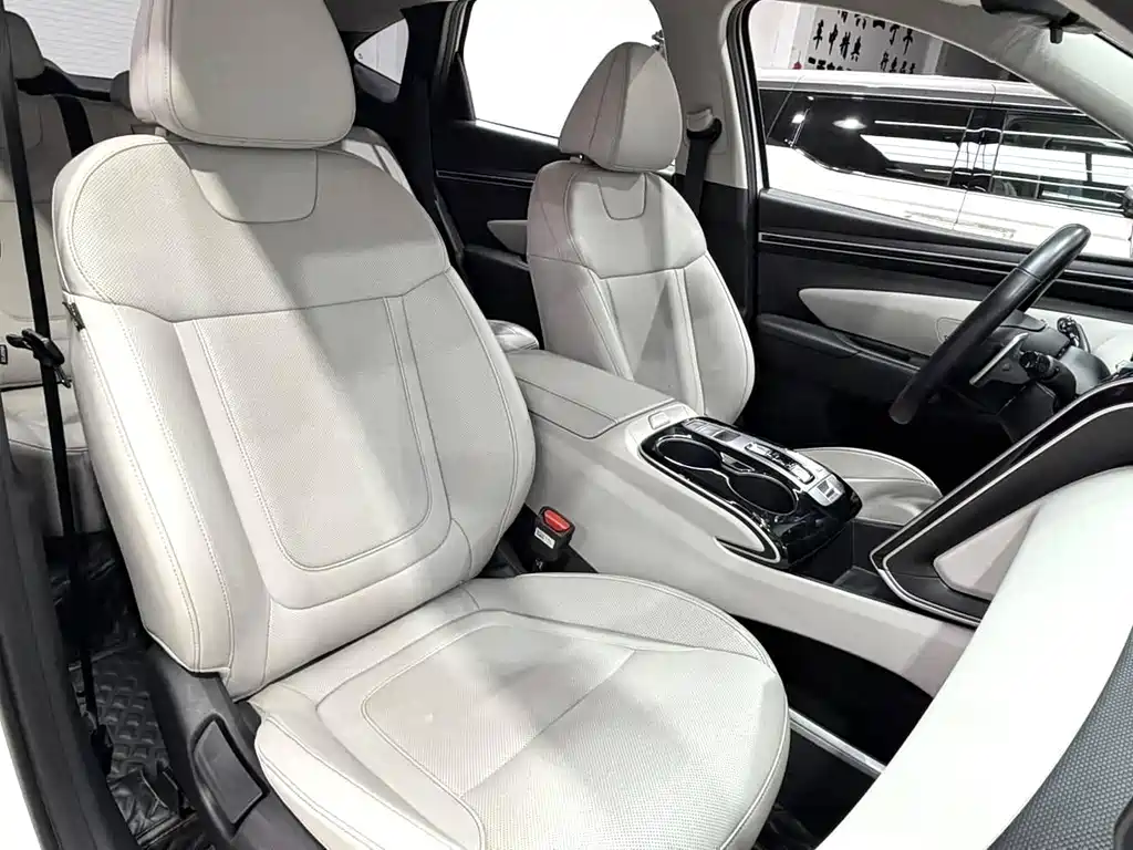 Hyundai Tucson 2021 — фото 12