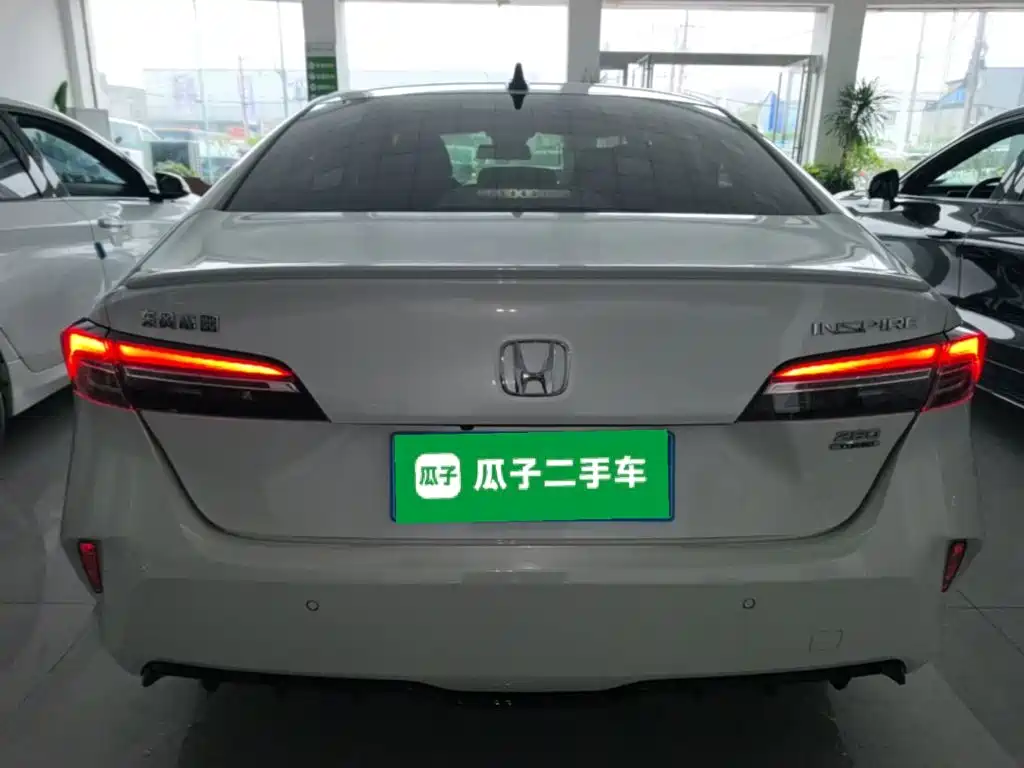 Honda Inspire 2025 — фото 6