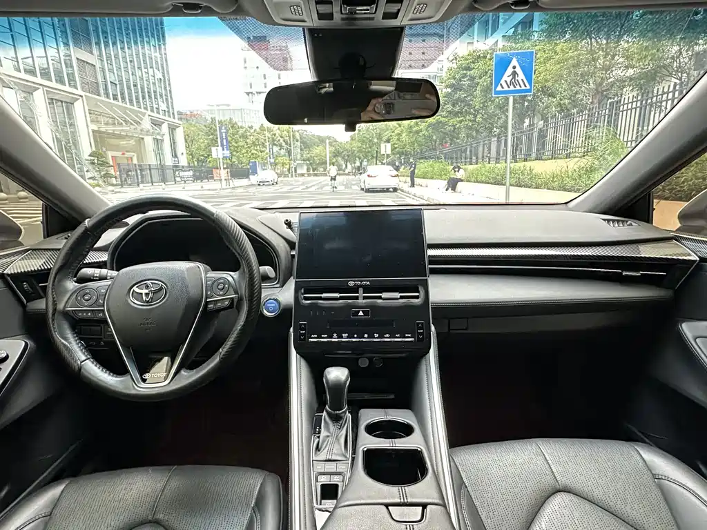 Toyota Avalon 2022 — фото 10
