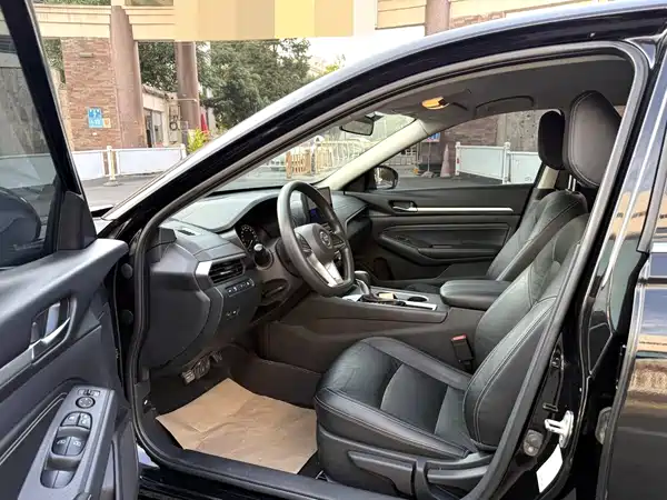 Nissan Teana 2021
