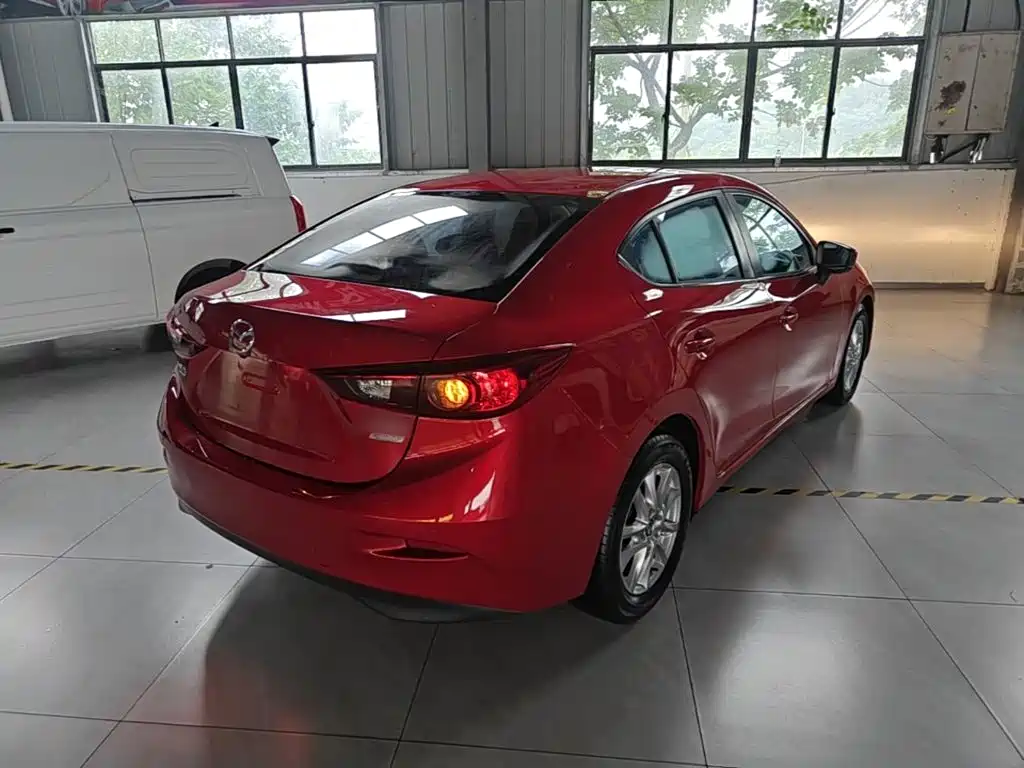 Mazda 3 Axela 2018
