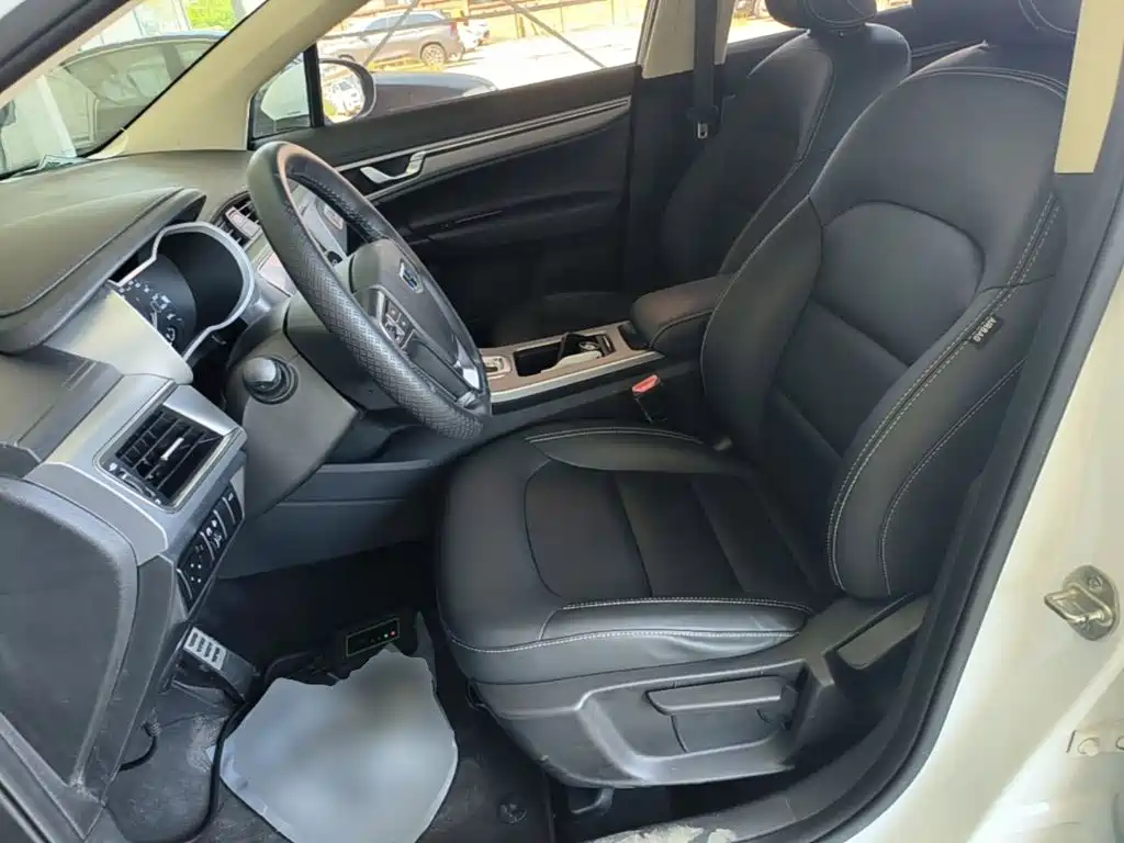 Geely Emgrand GS 2019 — фото 15