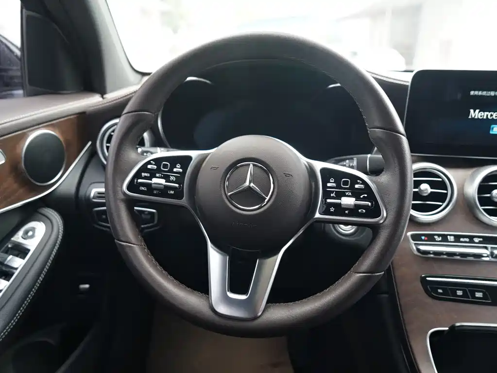 Mercedes-Benz GLC 2022 — фото 16