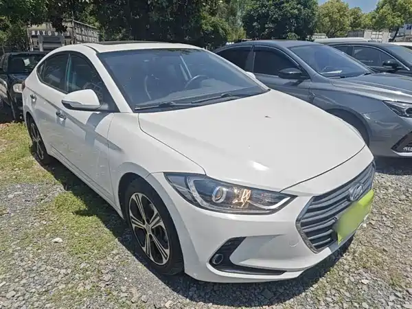 Hyundai Celesta 2018
