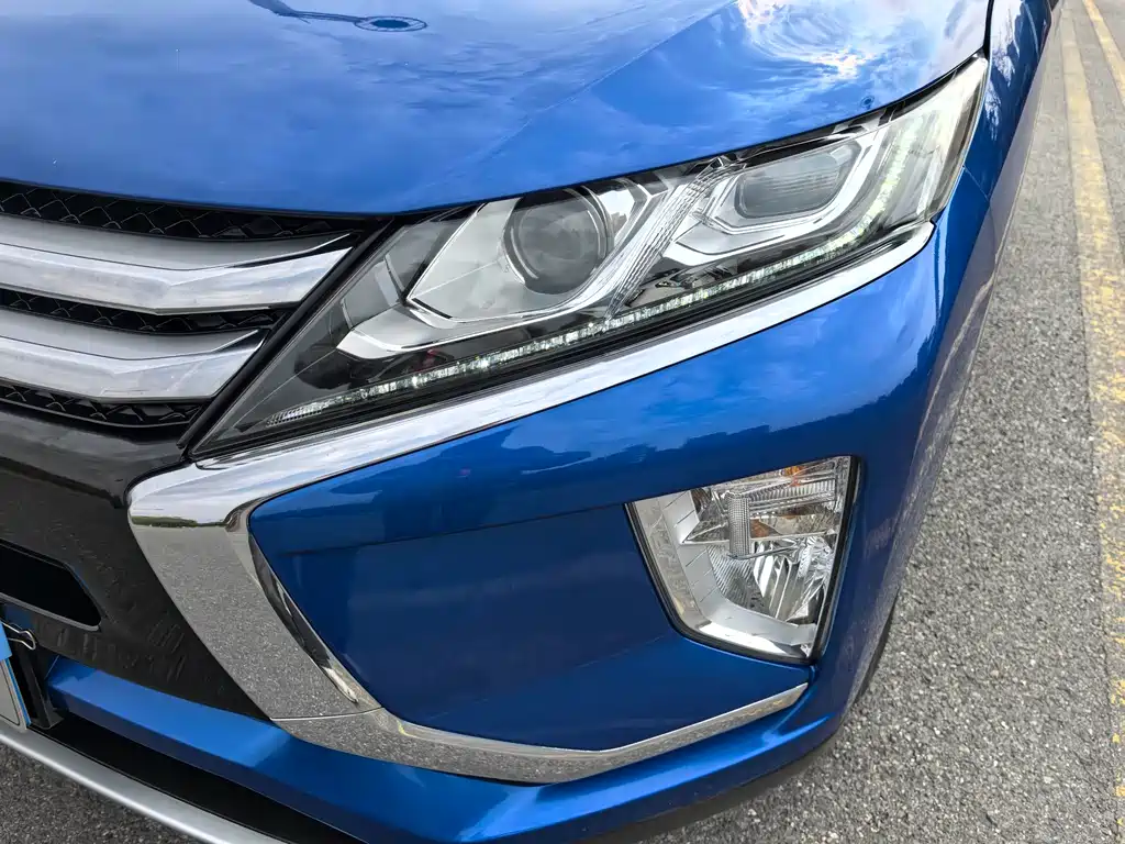 Mitsubishi Eclipse Cross 2019 — фото 15