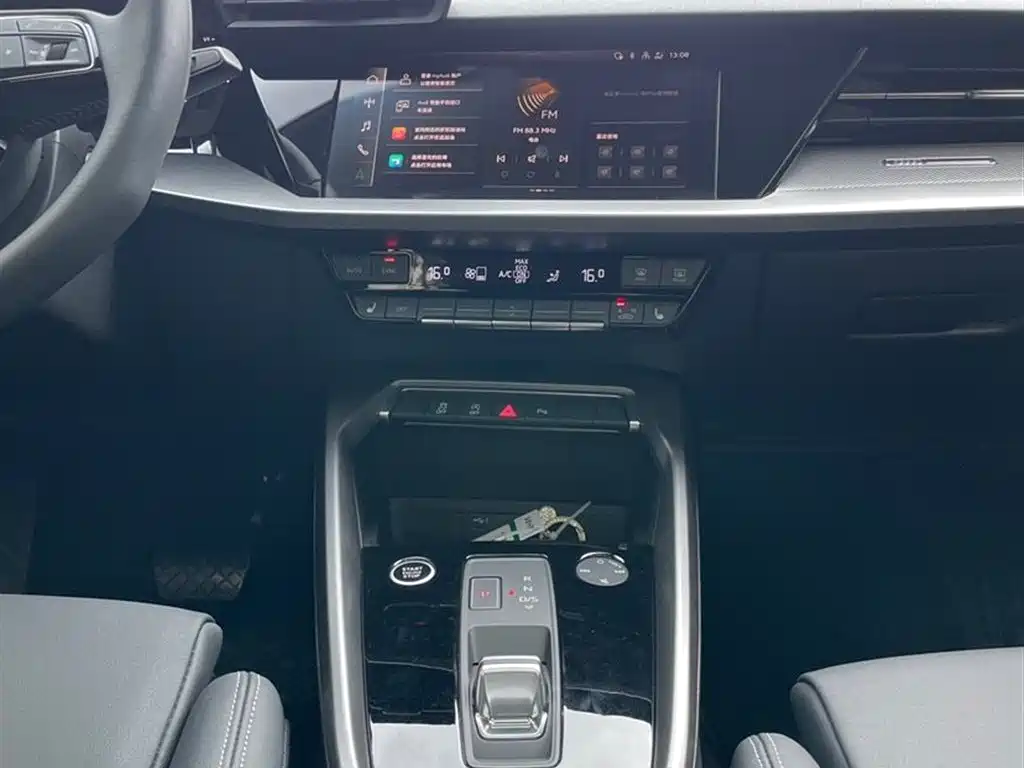 Audi A3 2022 — фото 14
