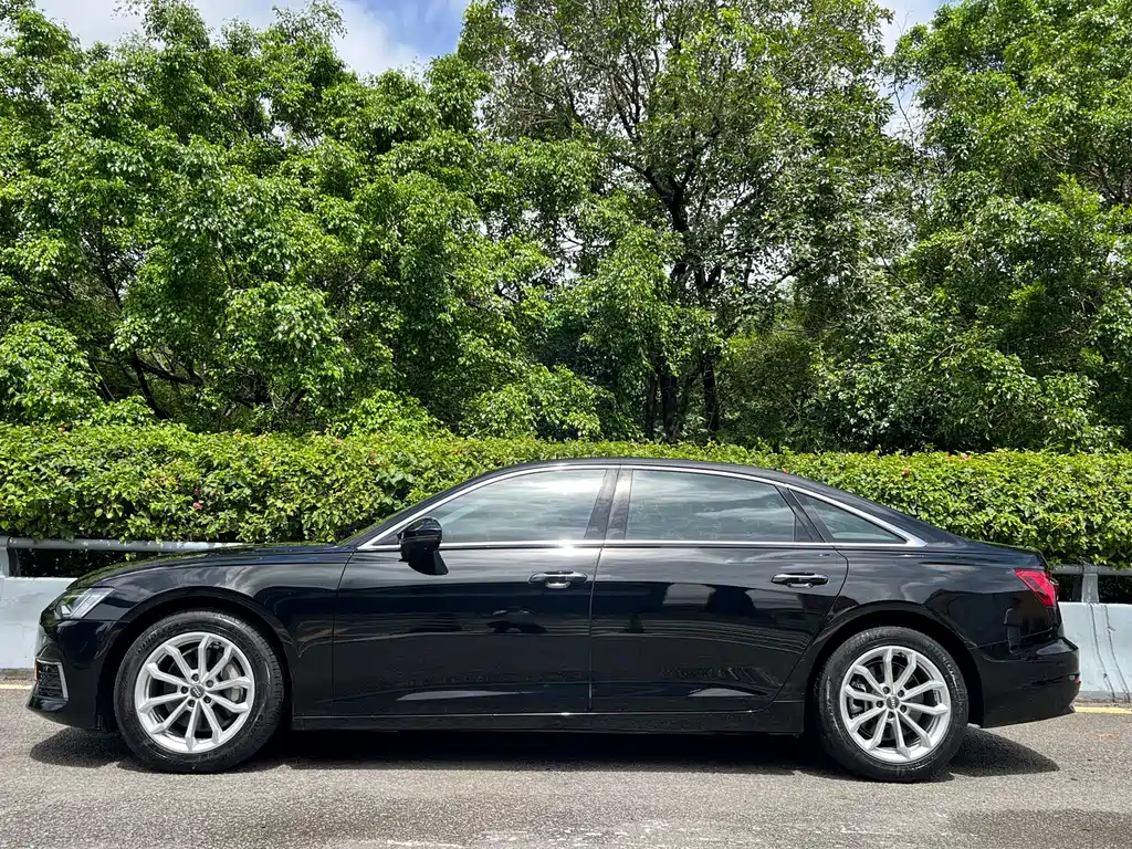 Audi A6L 2020