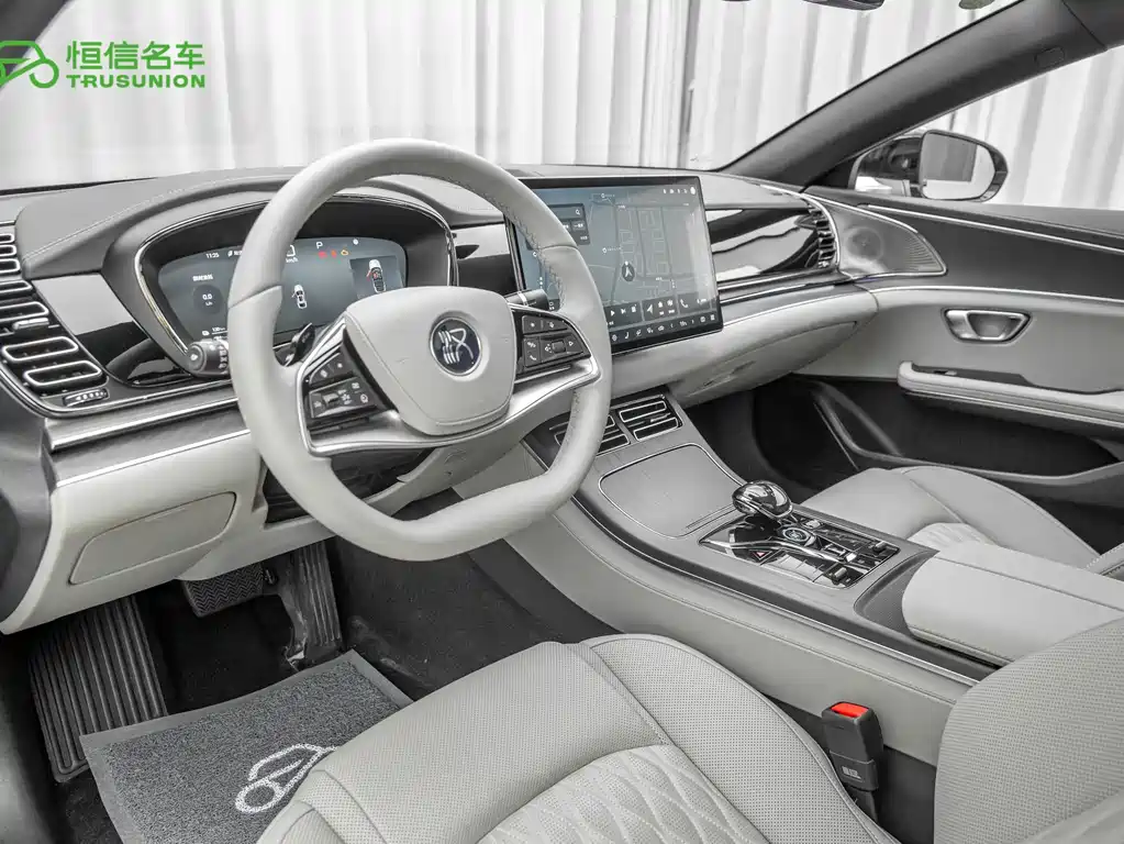 BYD Han 2025 — фото 12