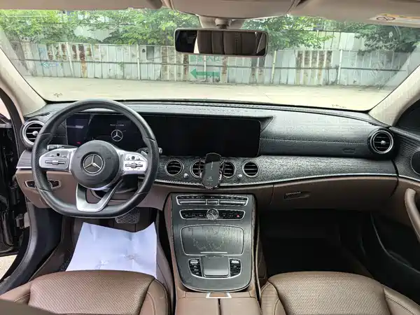 Mercedes-Benz E-Class 2020