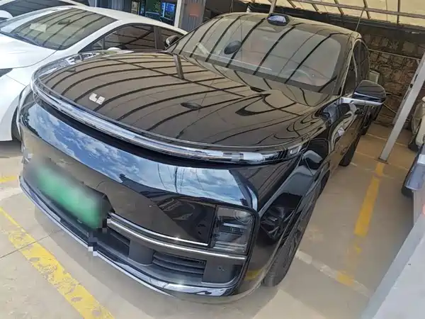 Li Auto L8 2024