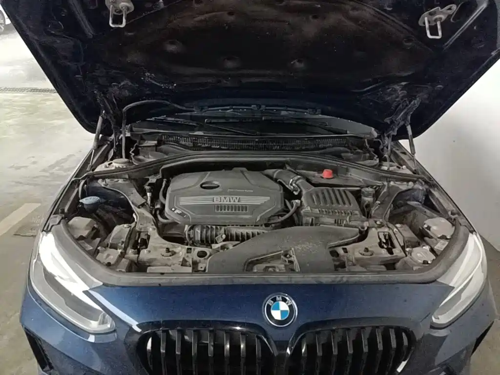 BMW 1 Series 2023 — фото 11