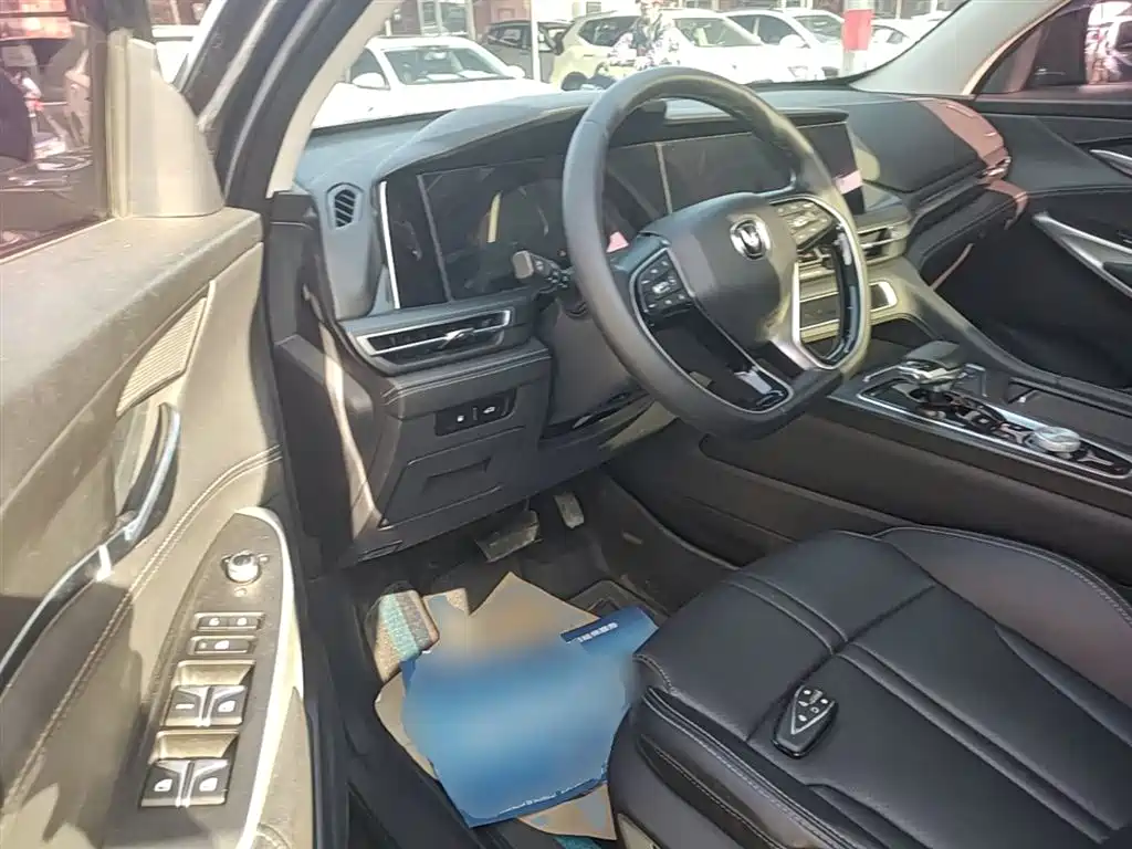 Changan CS75 PLUS 2021 — фото 15
