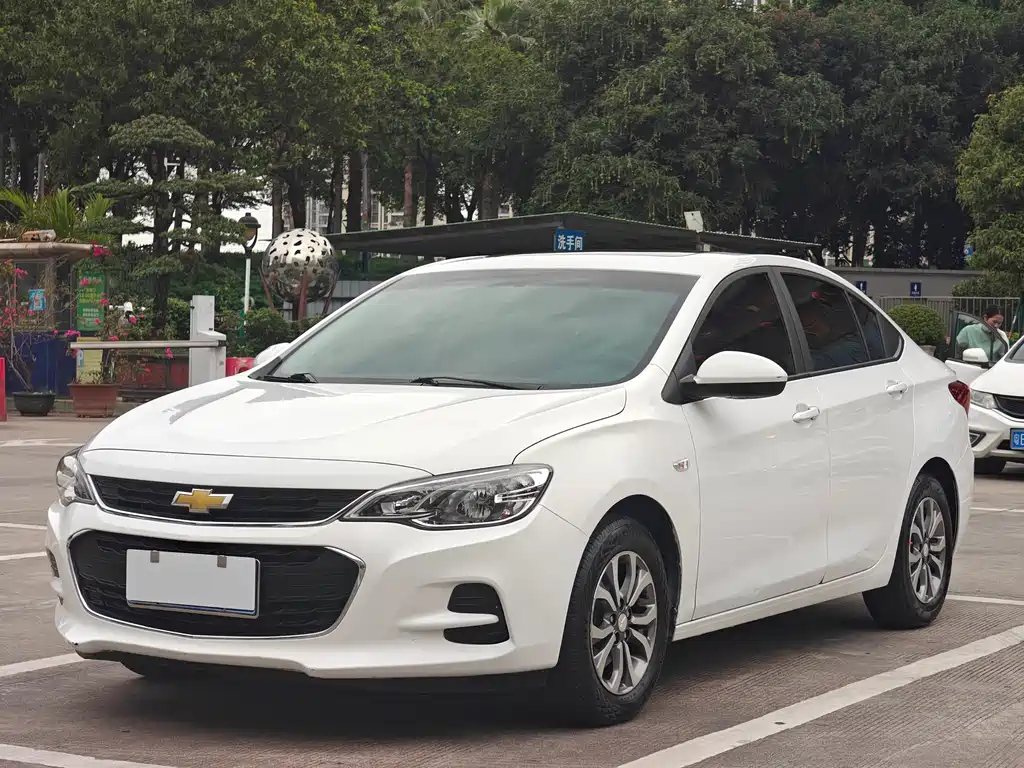 Chevrolet Cavalier 2018 — фото 1