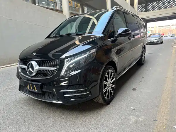 Mercedes-Benz V-Class 2022