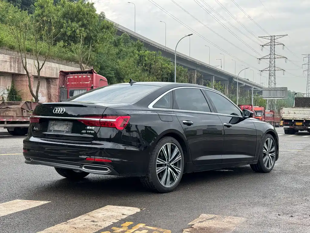 Audi A6L 2022 — фото 10