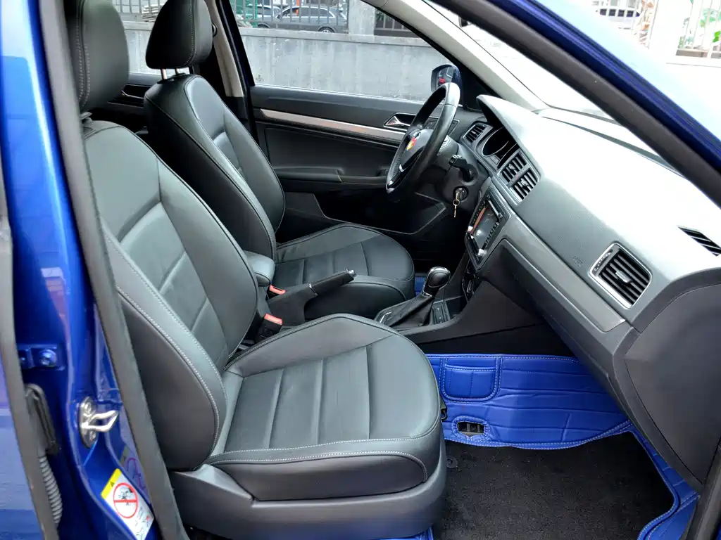Volkswagen Gran Lavida 2015 — фото 14