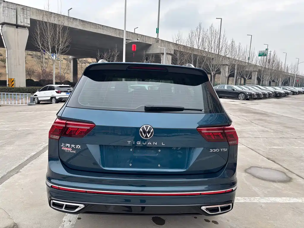 Volkswagen Tiguan L 2022 — фото 13