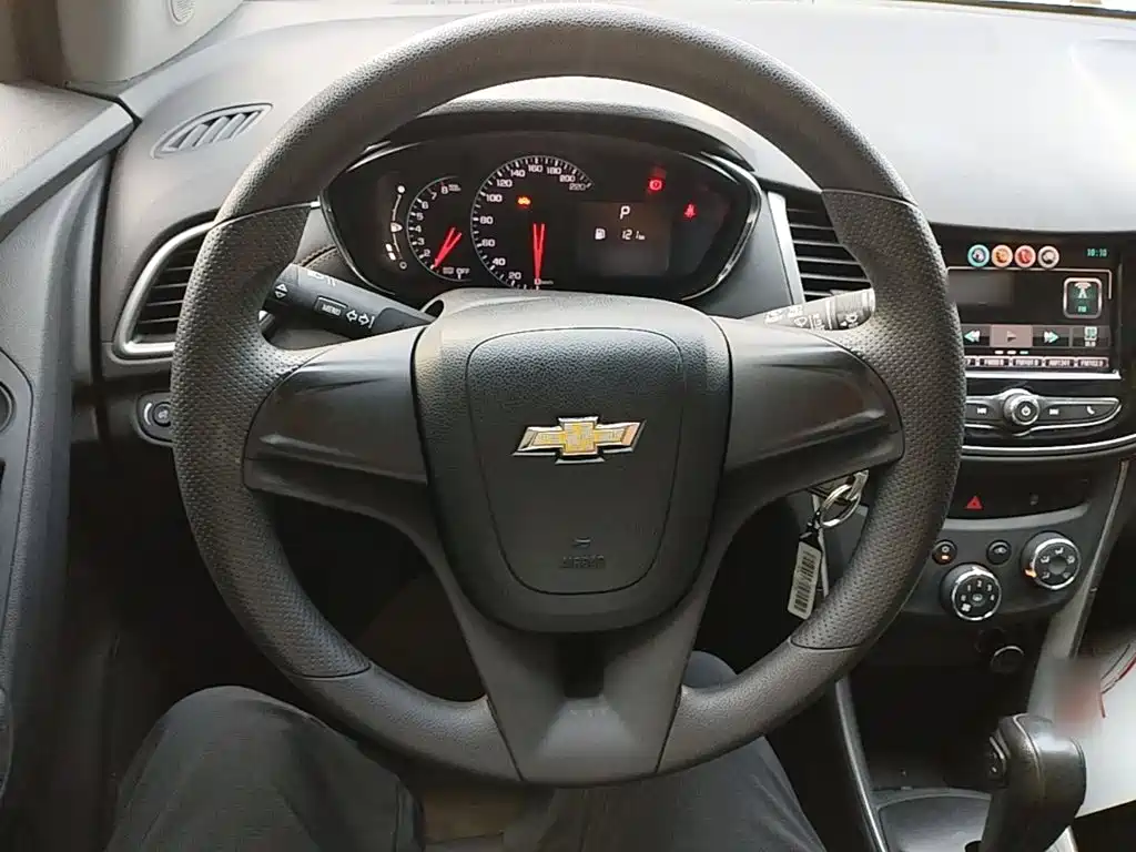 Chevrolet Trax 2018 — фото 11