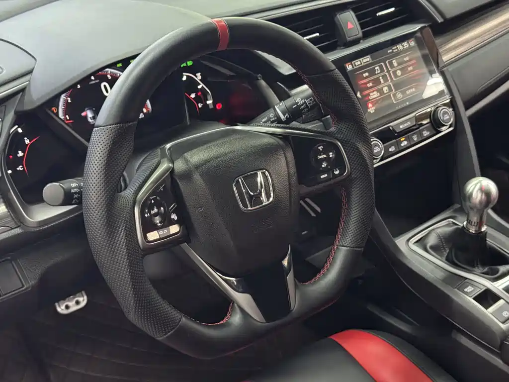 Honda Civic 2022 — фото 11
