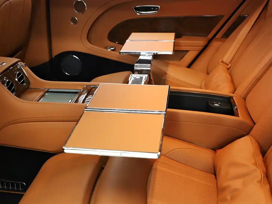 Bentley Mulsanne 2018 — фото 11