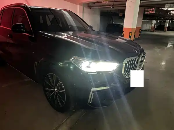 BMW X5 2023