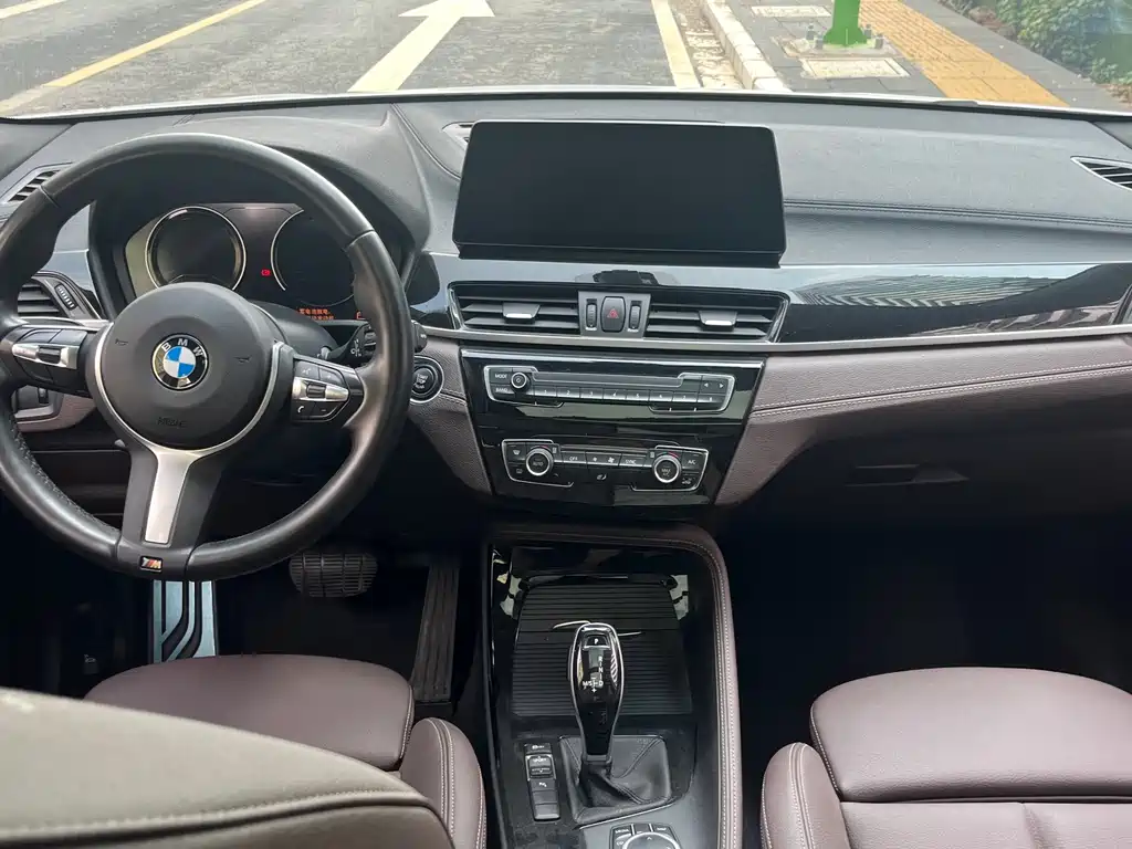 BMW X2 2021 — фото 9