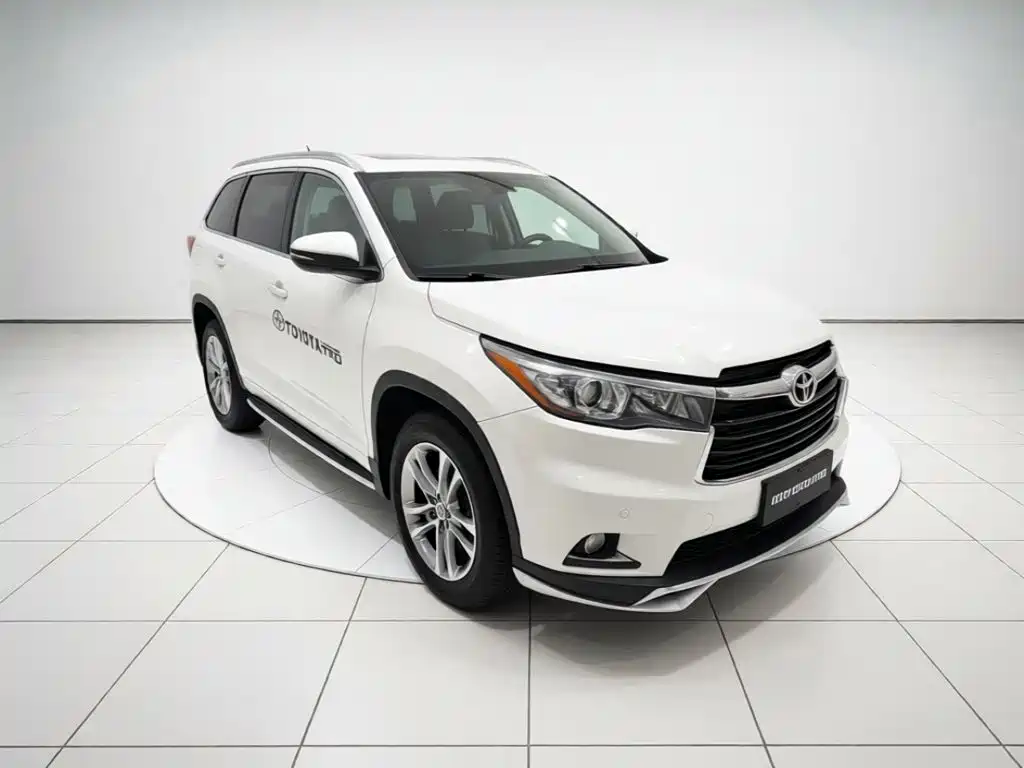 Toyota Highlander 2015 — фото 3