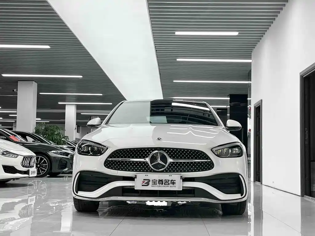 Mercedes-Benz C-Class 2023 — фото 2