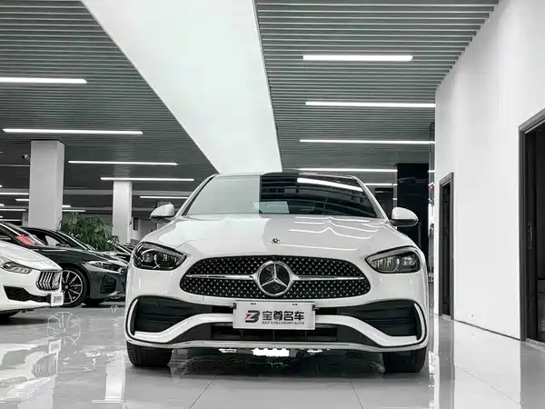 Mercedes-Benz C-Class 2023