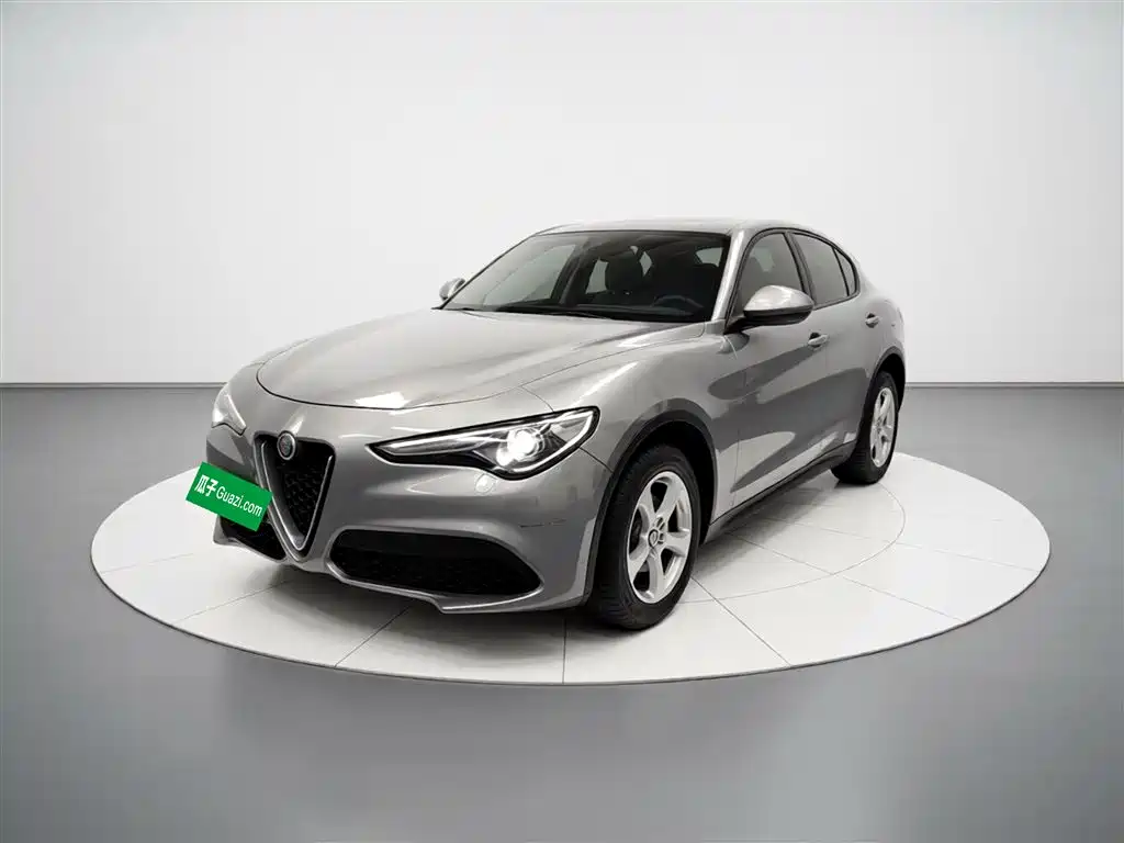 Alfa Romeo Stelvio 2018 — фото 2