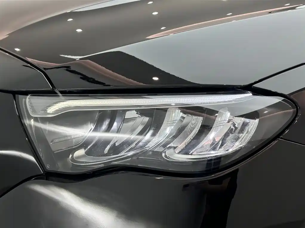 Mercedes-Benz E-Class 2025 — фото 19