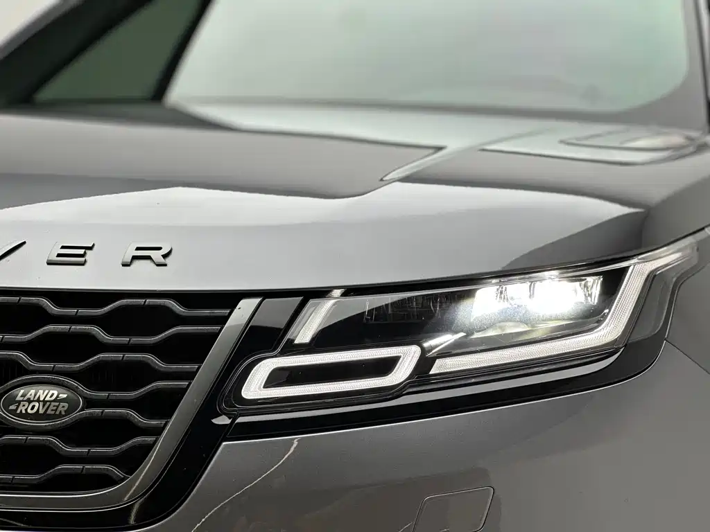 Land Rover Velar 2021 — фото 18