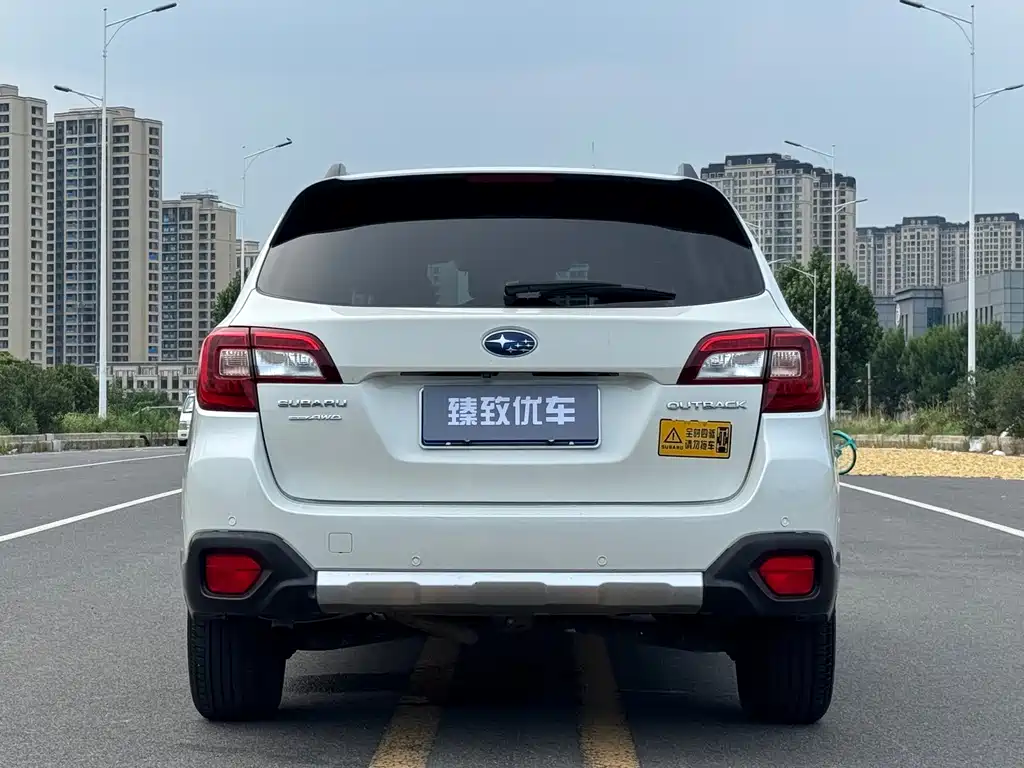 Subaru Outback 2018 — фото 9