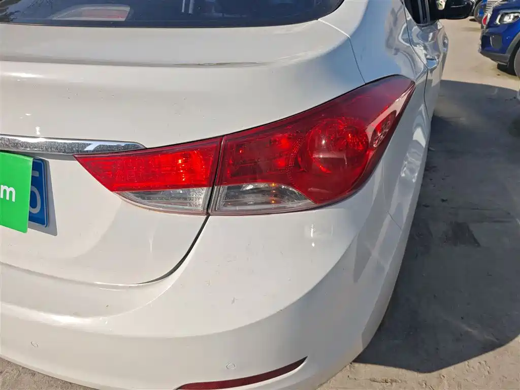 Hyundai Elantra Langdong 2016 — фото 8