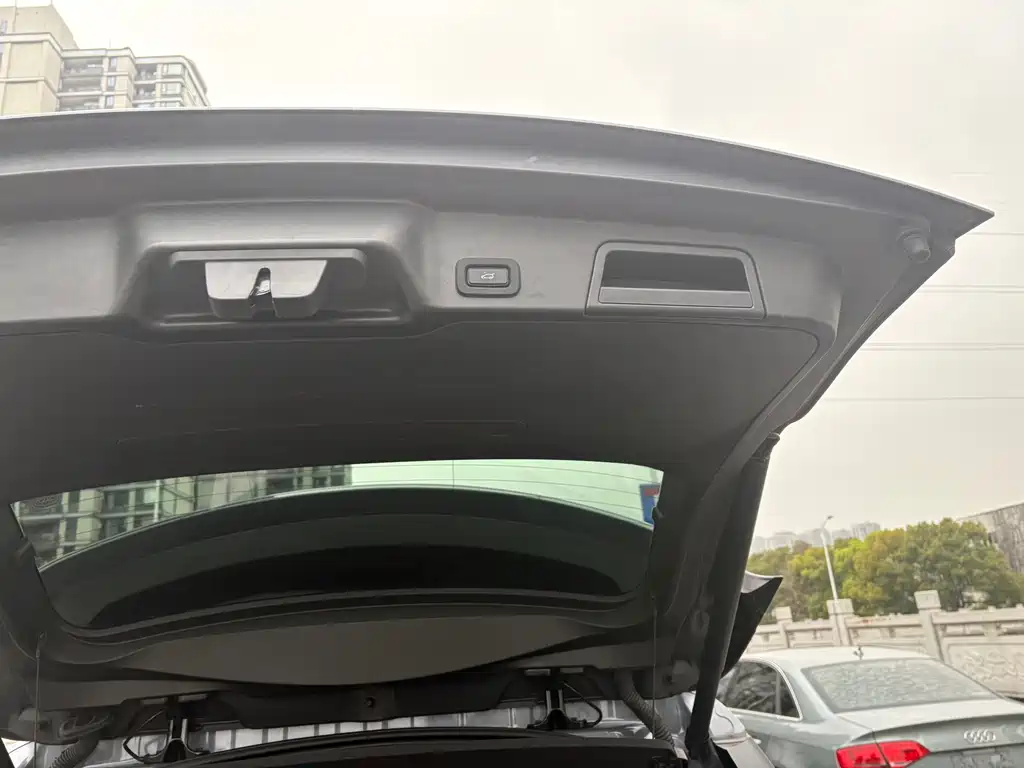 Land Rover Evoque 2020 — фото 9